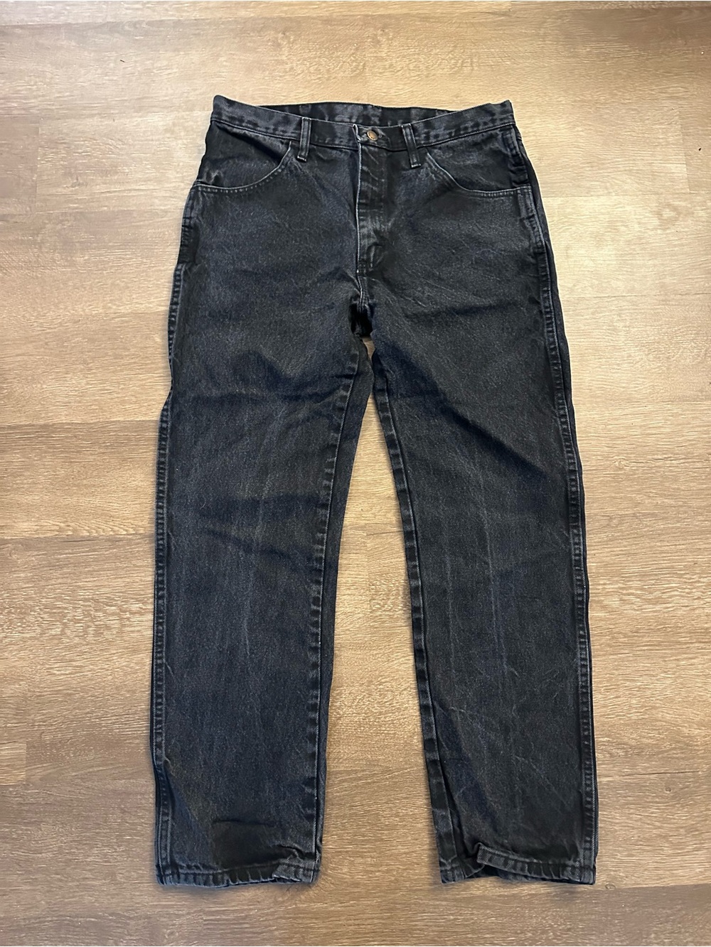 Black men's relaxed fit Jeans